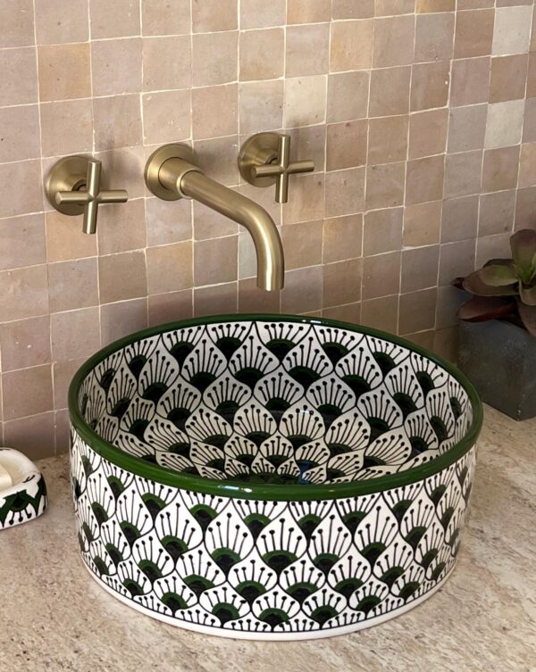 Green Round Sink – Handcrafted Ceramic Basin for Bathroom | britsinkstudio UK